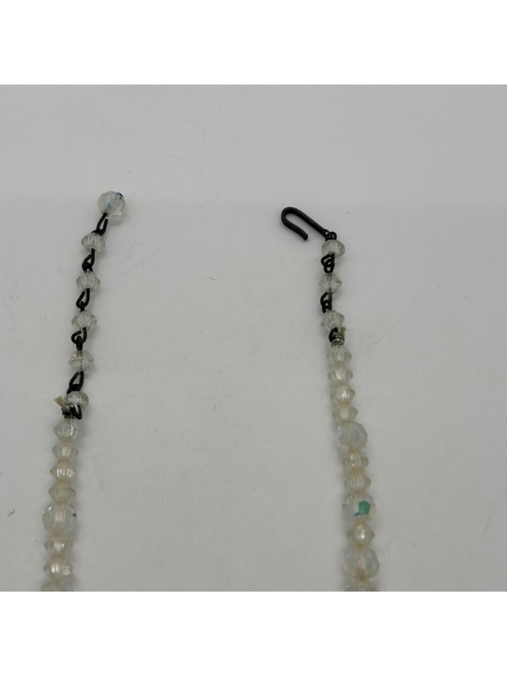 Vintage Clear Faceted Glass Bead Necklace With Shepherds Hook Clasp 1940-1950s - Picture 13 of 14